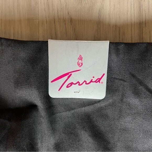 Torrid pencil skirt black size 14 plus new with tags - Picture 9 of 15